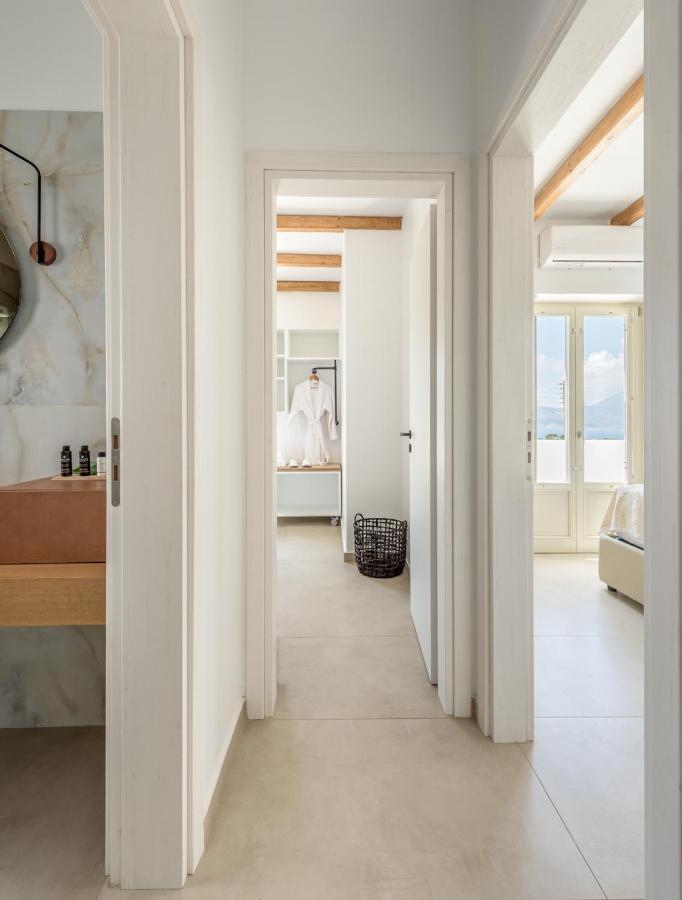Milos Zen Suites Adamantas  Exterior photo